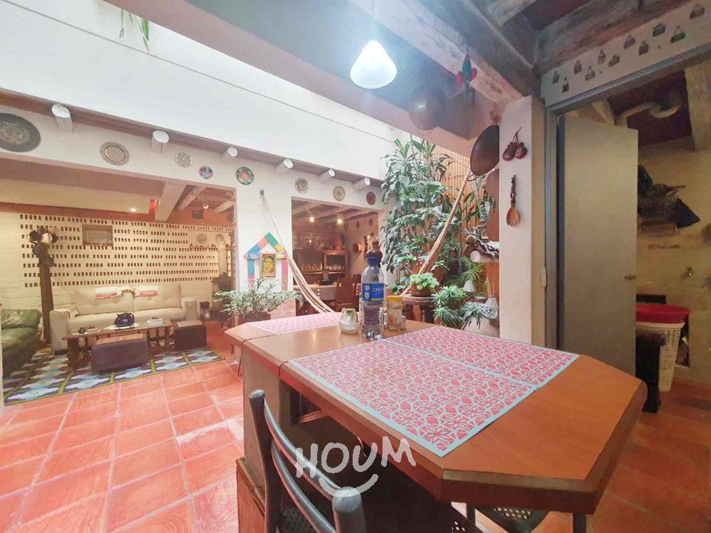 Casa de 8 alcobas en venta en La Concordia, Bogotá, 192 m² · foto 7 de 24