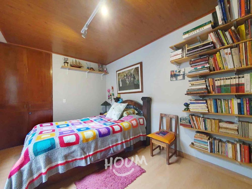 Casa de 8 alcobas en venta en La Concordia, Bogotá, 192 m² · foto 10 de 24