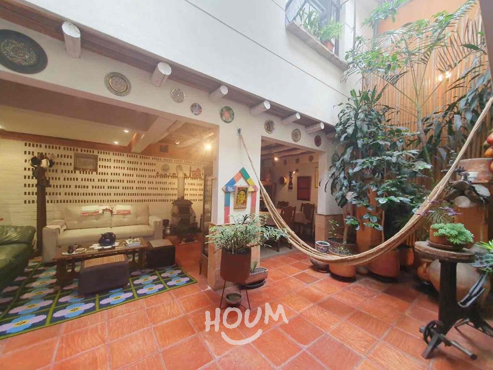 Casa de 8 alcobas en venta en La Concordia, Bogotá, 192 m² · foto 5 de 24
