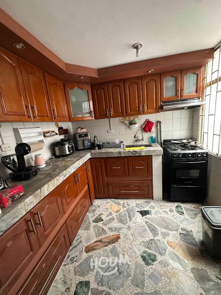 Casa en venta en La Perla, Bogotá · foto 4 de 18