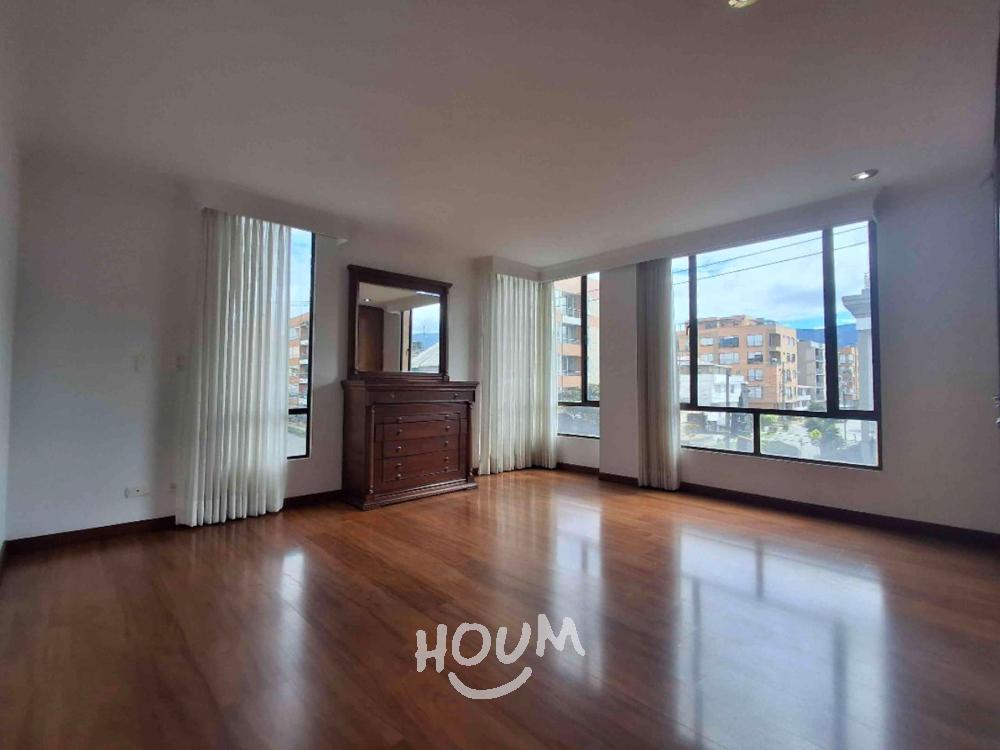 Apartamento de 3 alcobas en venta en El Recreo De Los Frailes, Bogotá, 131 m² · foto 22 de 24