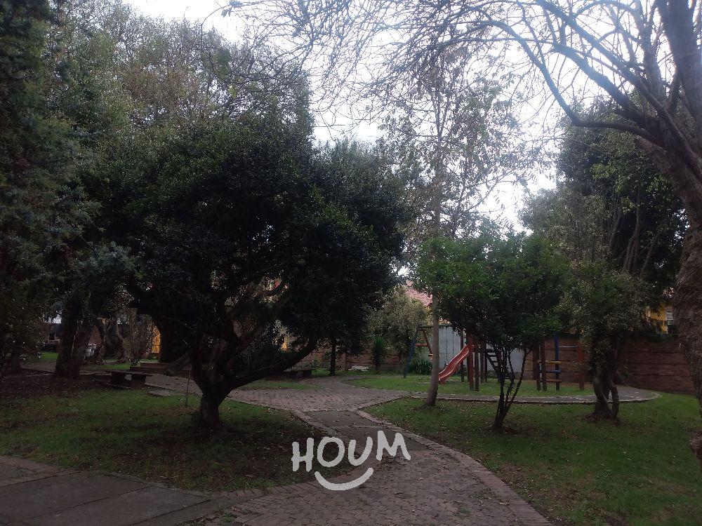 Casa de 5 alcobas en venta en Tarragona, Bogotá, 162 m² · foto 5 de 24