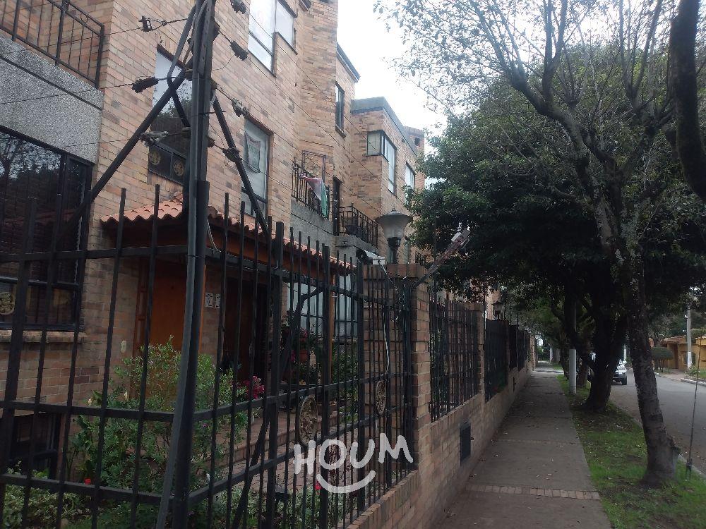 Casa de 5 alcobas en venta en Tarragona, Bogotá, 162 m² · foto 3 de 24