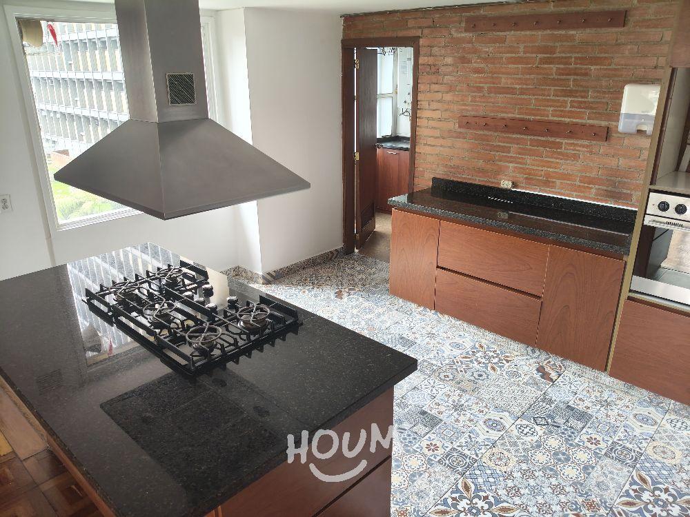 Apartamento de 3 alcobas en venta en Centro Internacional De Bogotá, Bogotá, 238 m² · foto 4 de 24