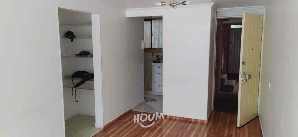 Apartamento de 3 alcobas en venta en San Bernardo, Bogotá, 51 m² · foto 6 de 24