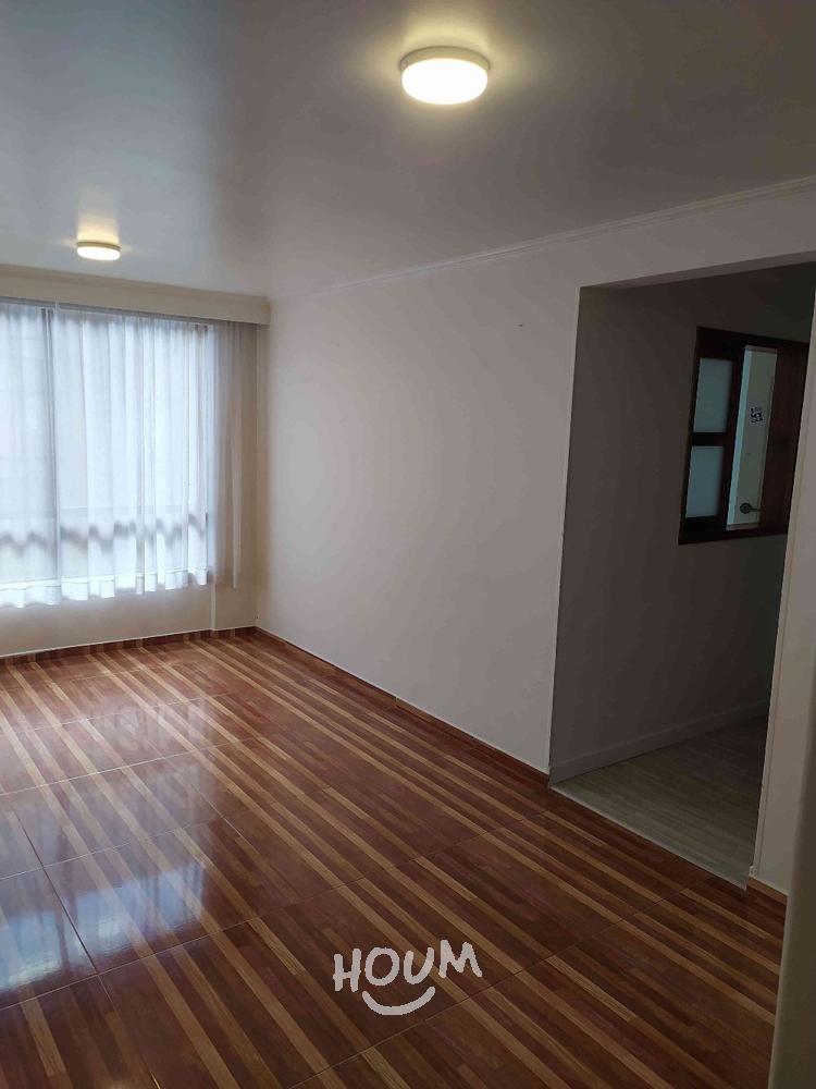 Apartamento de 3 alcobas en venta en San Bernardo, Bogotá, 51 m² · foto 4 de 24
