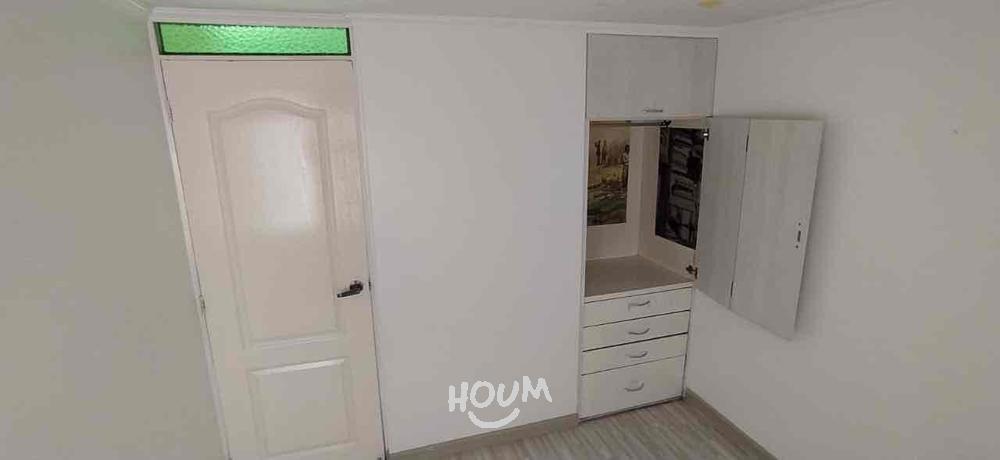 Apartamento de 3 alcobas en venta en San Bernardo, Bogotá, 51 m² · foto 14 de 24