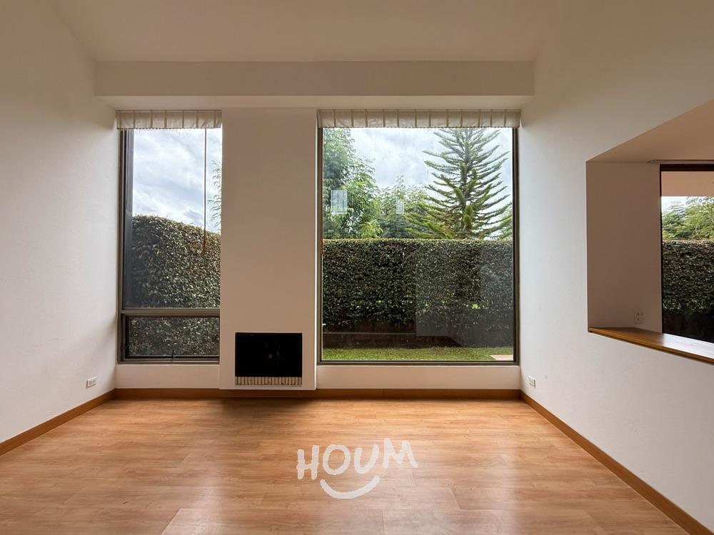Casa en venta en Camino De Arrayanes, Bogotá · foto 3 de 24