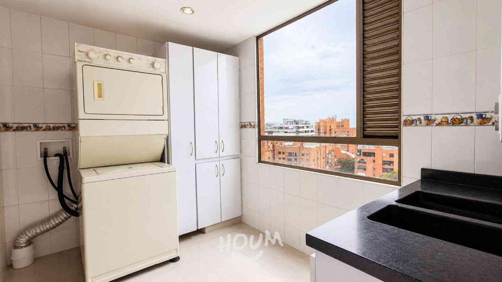 Apartamento de 4 alcobas en venta en Las Delicias Del Carmen, Bogotá, 265 m² · foto 21 de 24