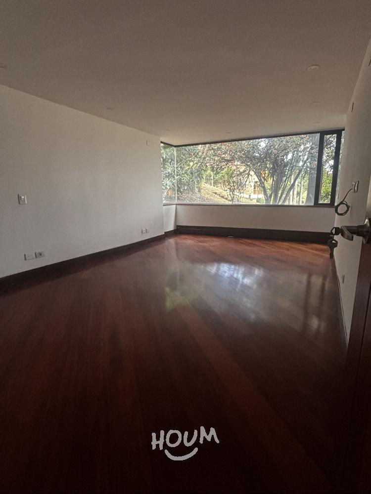 Apartamento de 3 alcobas en venta en Quimran, Bogotá, 330 m² · foto 23 de 24