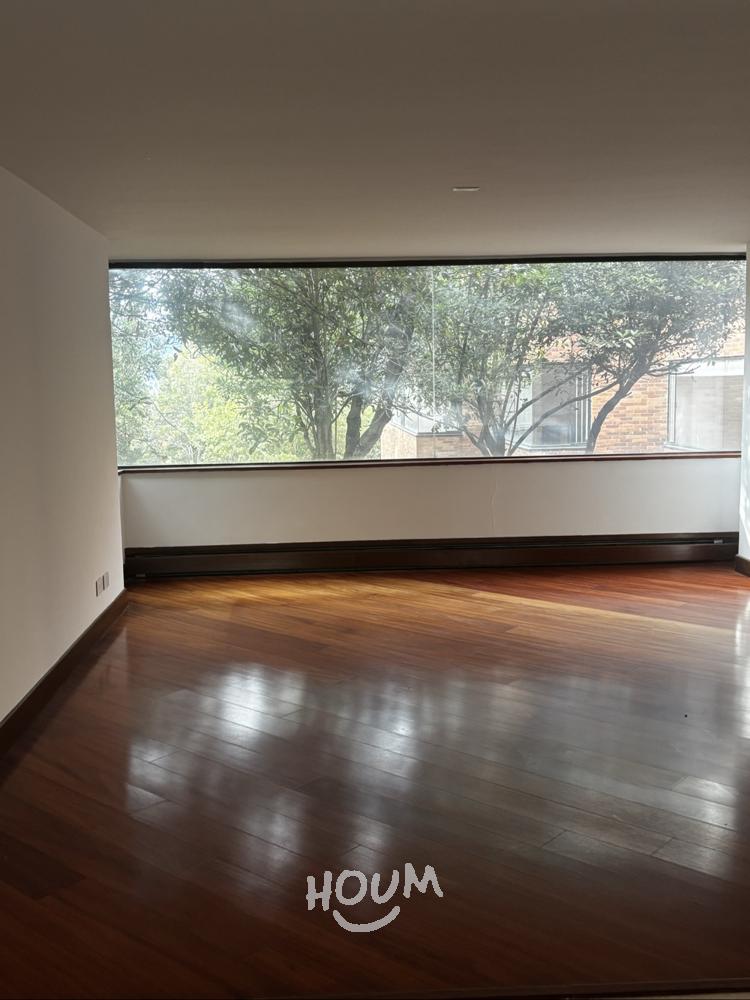 Apartamento de 3 alcobas en venta en Quimran, Bogotá, 330 m² · foto 2 de 24