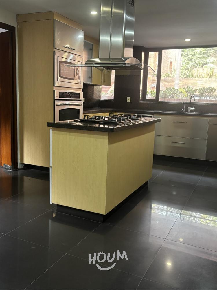 Apartamento de 3 alcobas en venta en Quimran, Bogotá, 330 m² · foto 7 de 24