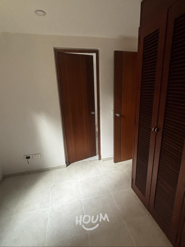 Apartamento de 3 alcobas en venta en Quimran, Bogotá, 330 m² · foto 14 de 24