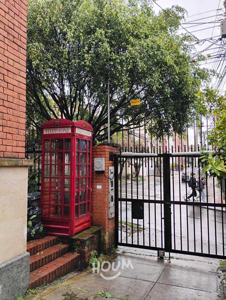 Casa de 7 alcobas en venta en La Salle, Bogotá, 450 m² · foto 2 de 24
