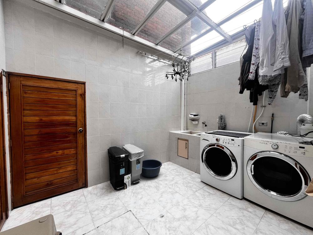 Casa de 4 alcobas en venta en San Jose De Bavaria, Bogotá, 243 m² · foto 19 de 24