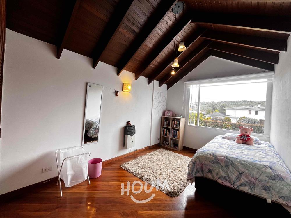 Casa de 4 alcobas en venta en San Jose De Bavaria, Bogotá, 243 m² · foto 21 de 24