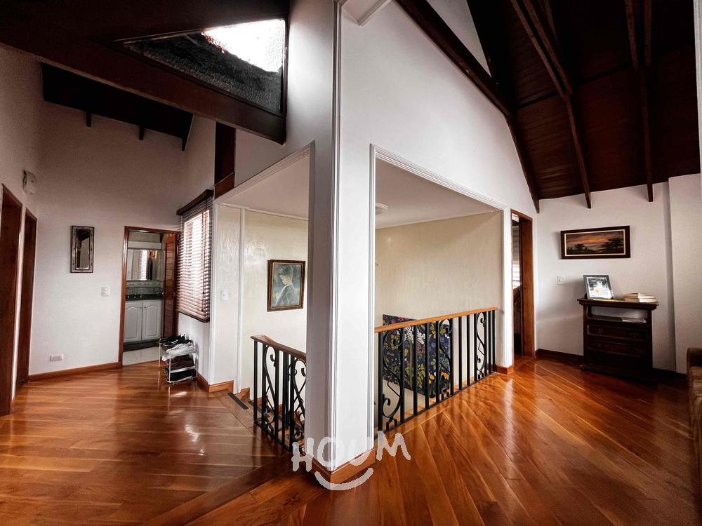 Casa de 4 alcobas en venta en San Jose De Bavaria, Bogotá, 243 m² · foto 17 de 24