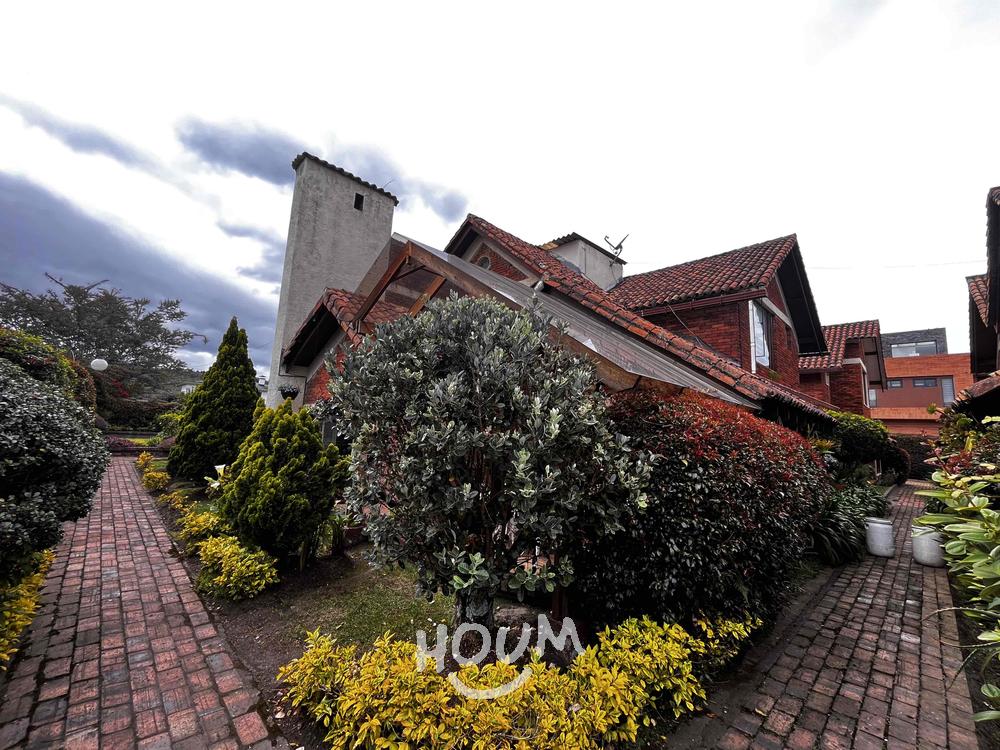 Casa de 4 alcobas en venta en San Jose De Bavaria, Bogotá, 243 m² · foto 4 de 24