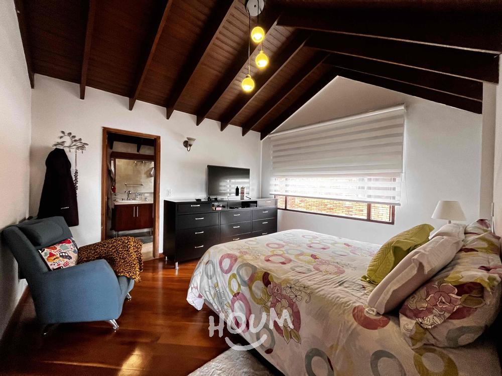 Casa de 4 alcobas en venta en San Jose De Bavaria, Bogotá, 243 m² · foto 15 de 24