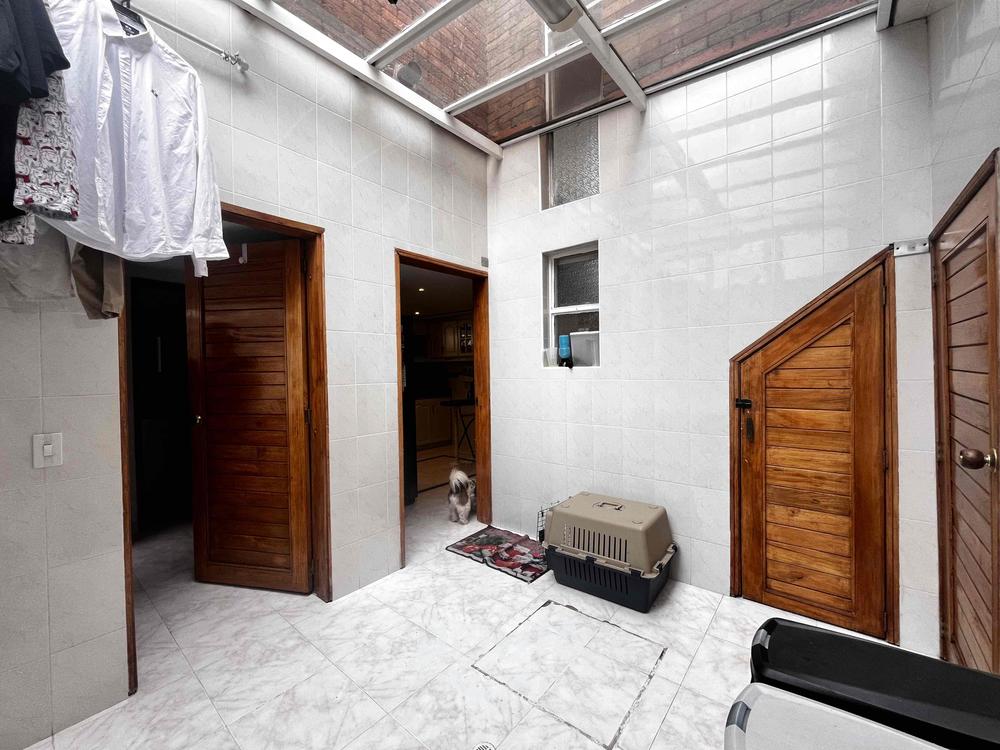 Casa de 4 alcobas en venta en San Jose De Bavaria, Bogotá, 243 m² · foto 23 de 24