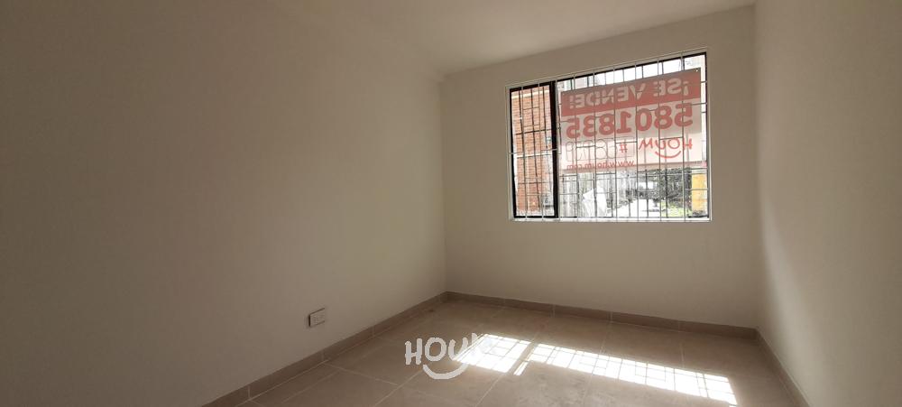 Apartamento de 3 alcobas en venta en San Antonio Norte, Verbenal, Bogotá, 60 m² · foto 3 de 13