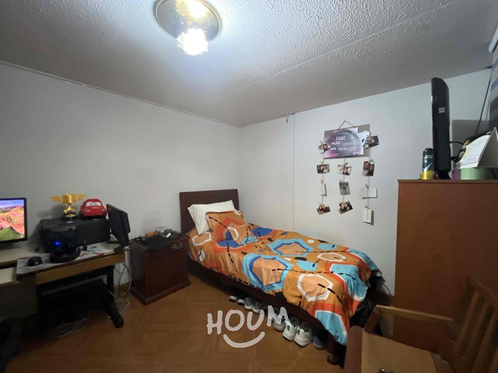 Casa de 9 alcobas en venta en Zona 8, Bogotá, 281 m² · foto 2 de 24