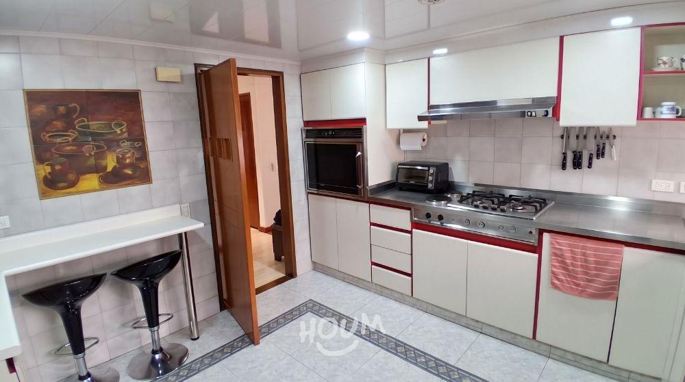 Apartamento de 3 alcobas en venta en Rincón Del Chico, Bogotá, 270 m² · foto 5 de 20
