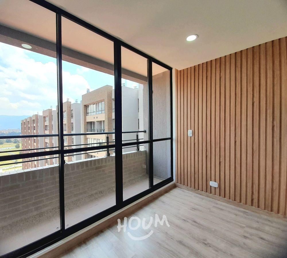 Apartamento en venta en Lagos De Torca, Bogotá · foto 2 de 21