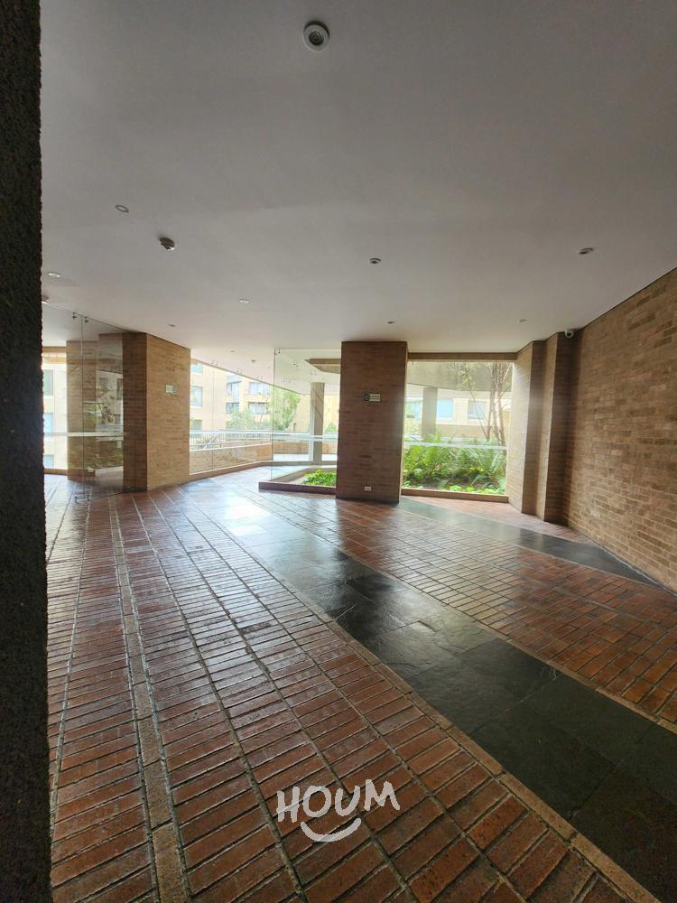 Apartamento en venta en Colinas De Suba, Bogotá · foto 3 de 18
