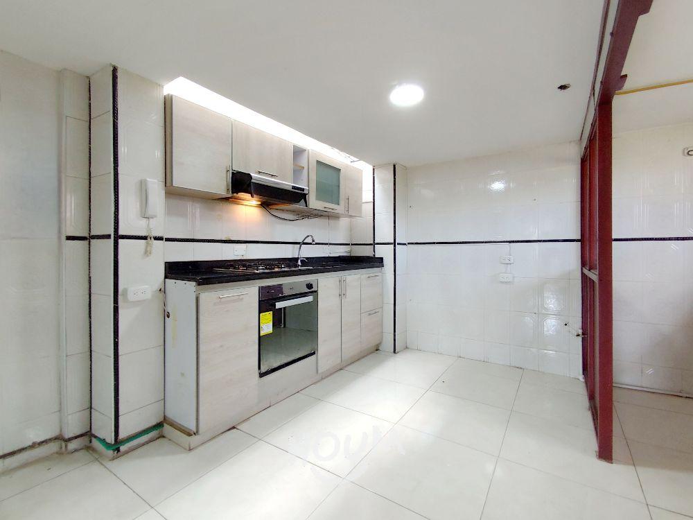 Casa en venta en El Rincon De Los Angeles, Bogotá · foto 6 de 24