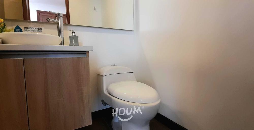 Apartamento de 1 alcoba en venta en Chicó Reservado, Bogotá, 55 m² · foto 13 de 24