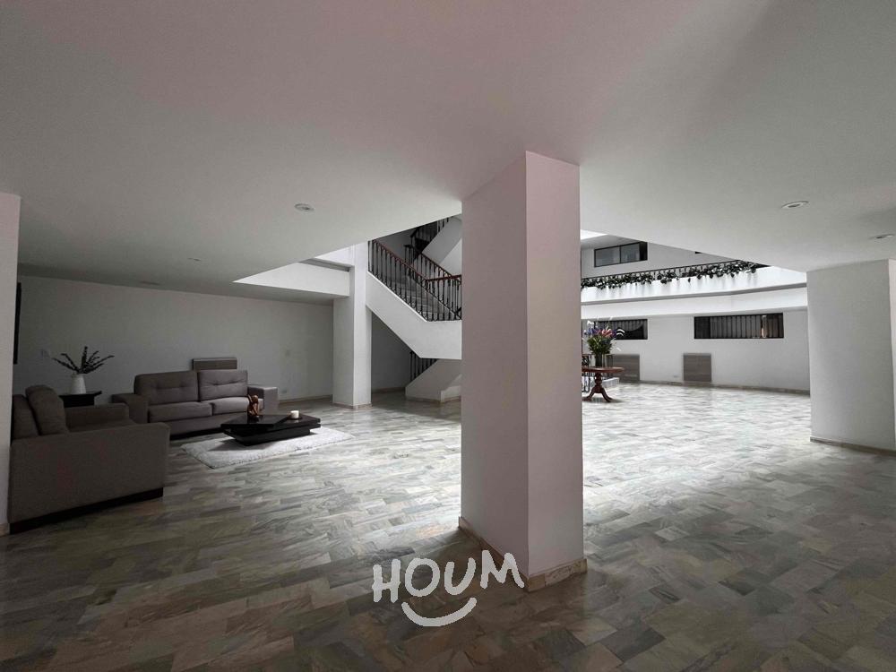 Apartamento de 3 alcobas en venta en Santa Bárbara Oriental, Usaquén, Bogotá, 158 m² · foto 4 de 24