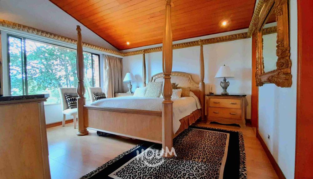 Casa de 4 alcobas en venta en Hunza, Bogotá, 321 m² · foto 12 de 24
