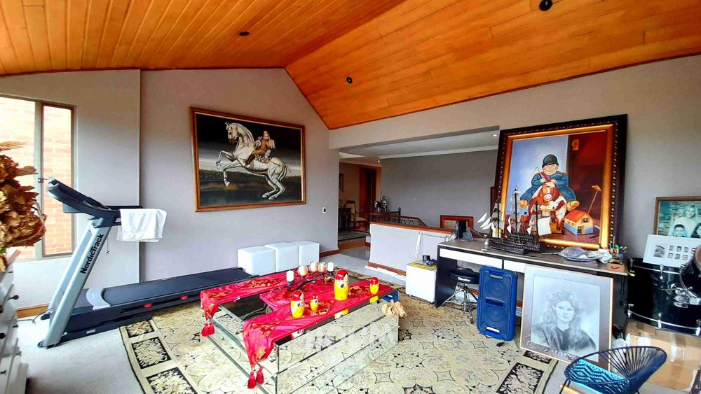 Casa de 4 alcobas en venta en Hunza, Bogotá, 321 m² · foto 19 de 24