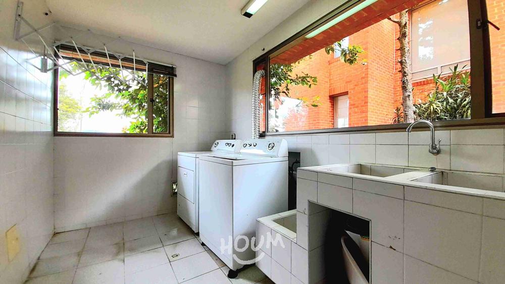 Casa de 4 alcobas en venta en Hunza, Bogotá, 321 m² · foto 5 de 24