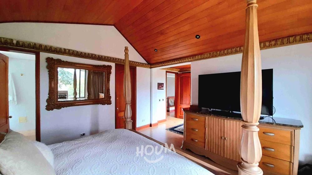 Casa de 4 alcobas en venta en Hunza, Bogotá, 321 m² · foto 9 de 24