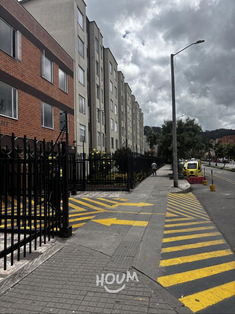 Apartamento de 3 alcobas en venta en Santandersito, Verbenal, Bogotá, 42 m² · foto 15 de 22