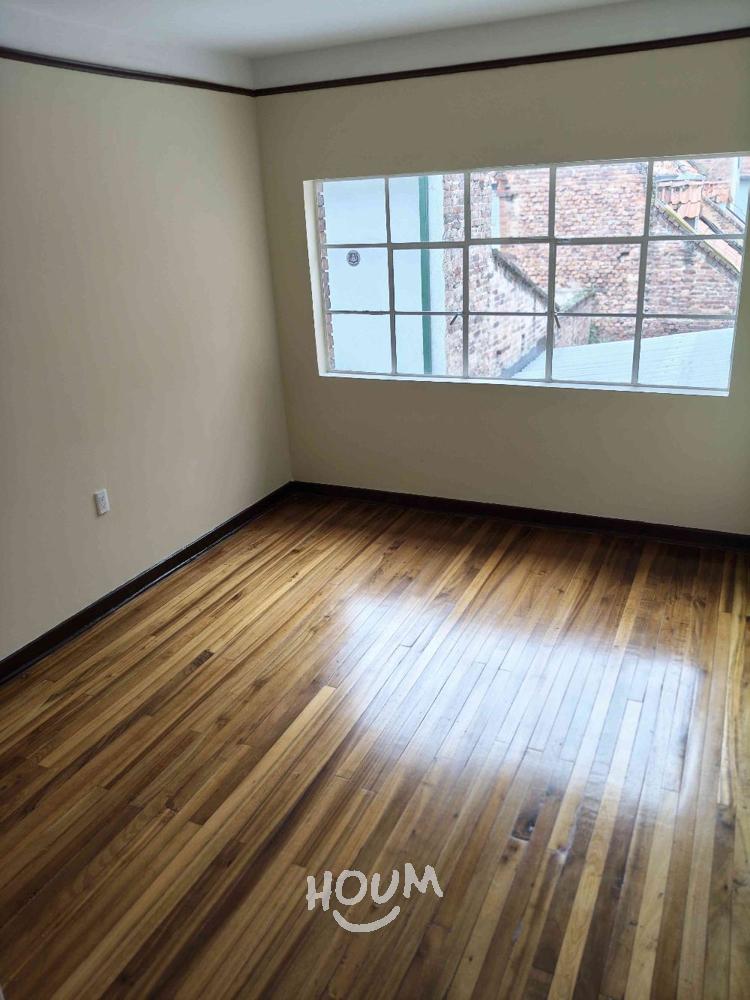 Casa de 6 alcobas en venta en Teusaquillo, Teusaquillo, Bogotá, 249 m² · foto 9 de 24