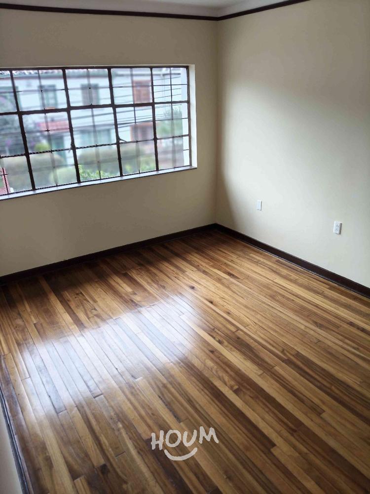 Casa de 6 alcobas en venta en Teusaquillo, Teusaquillo, Bogotá, 249 m² · foto 12 de 24
