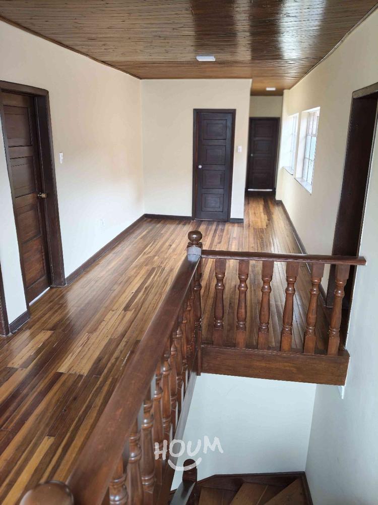 Casa de 6 alcobas en venta en Teusaquillo, Teusaquillo, Bogotá, 249 m² · foto 13 de 24