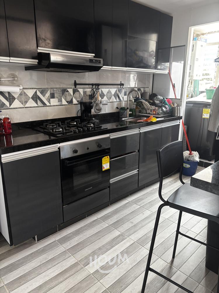 Apartamento de 3 alcobas en venta en Los Cedritos, Bogotá, 69 m² · foto 16 de 20