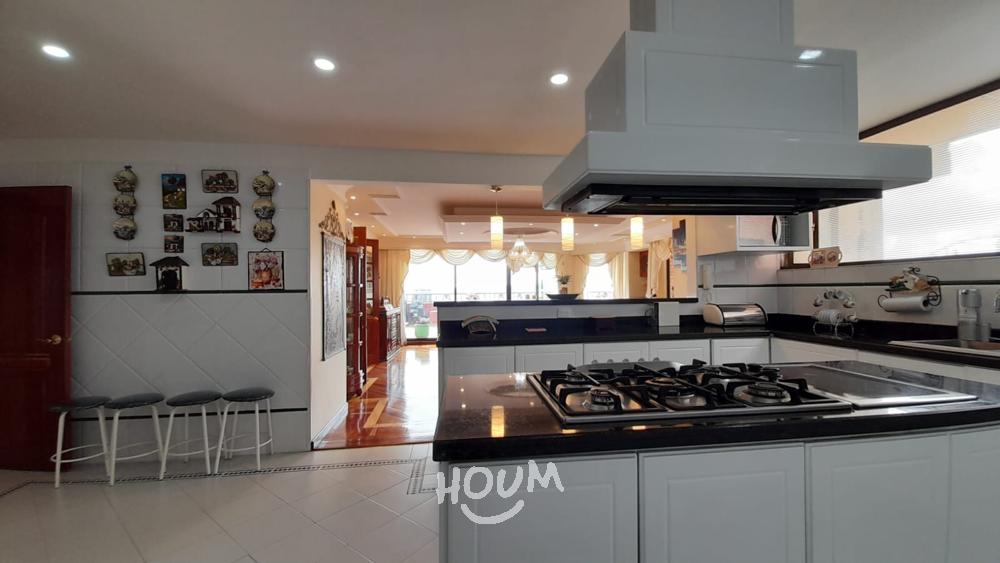 Apartamento de 3 alcobas en venta en Bosques De Pinos, Bogotá, 330 m² · foto 22 de 24