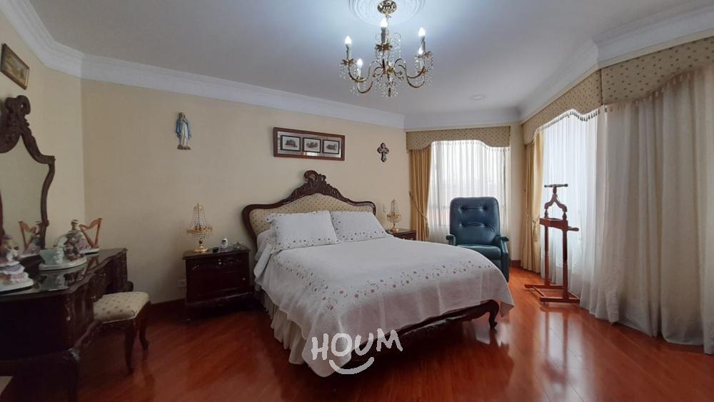 Apartamento de 3 alcobas en venta en Bosques De Pinos, Bogotá, 330 m² · foto 16 de 24