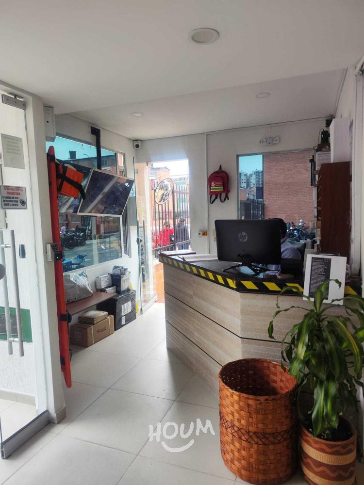 Casa de 3 alcobas en venta en Almendros, Bogotá, 83 m² · foto 2 de 24