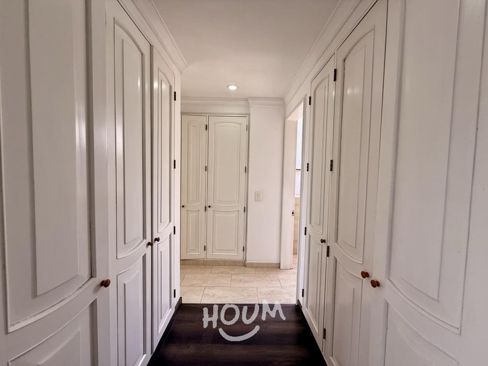 Apartamento de 4 alcobas en venta en La Calleja, Bogotá, 260 m² · foto 18 de 24