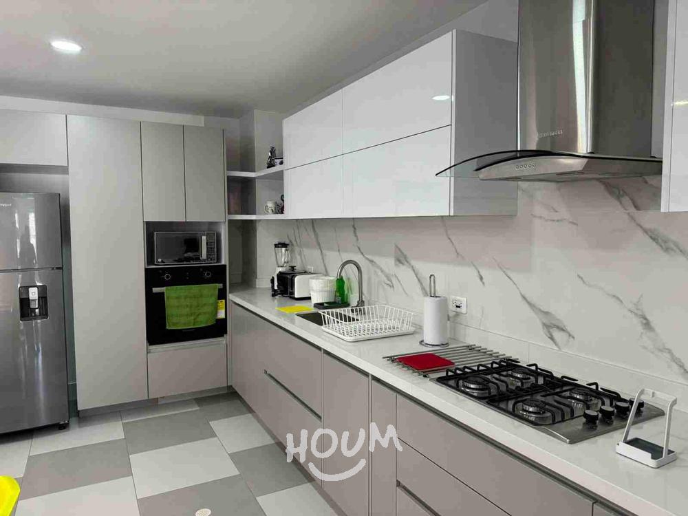 Apartamento en arriendo en Santa Bárbara Oriental, Usaquén, Bogotá · foto 8 de 22