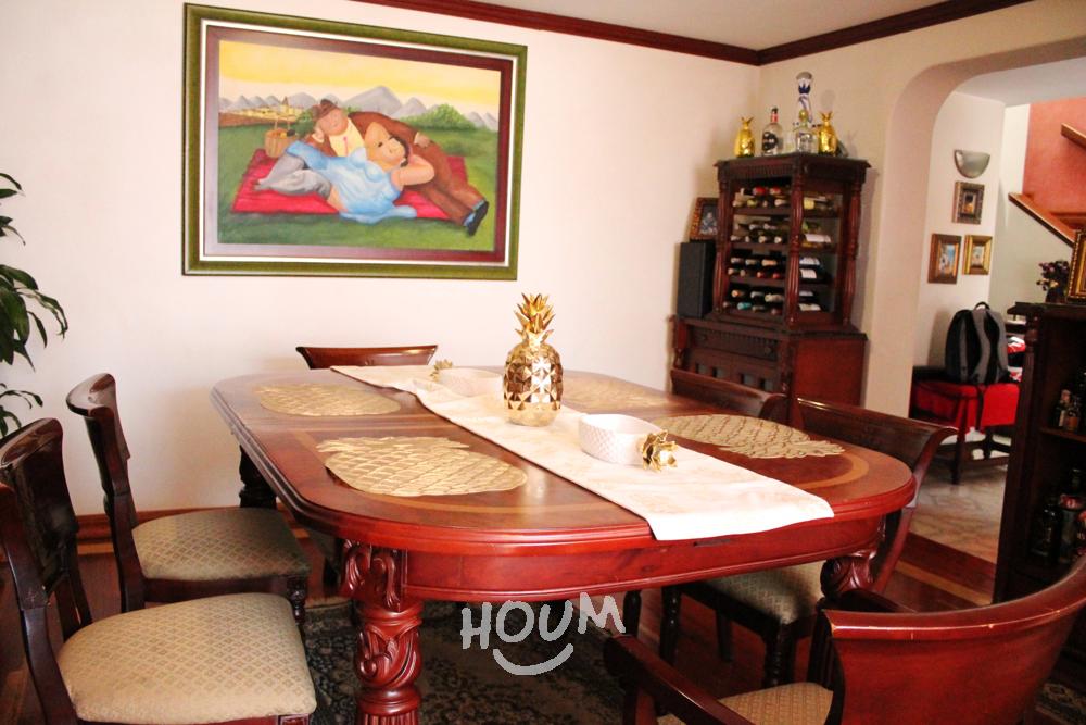 Apartamento de 3 alcobas en venta en Santa Barbara Central, Bogotá, 100 m² · foto 3 de 24