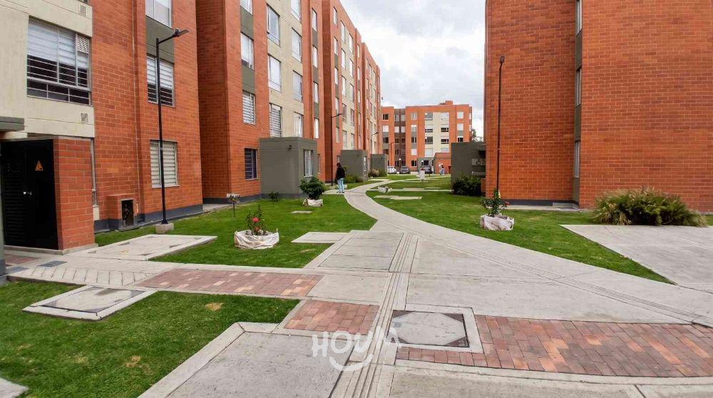 Apartamento de 2 alcobas en venta en Lagos De Torca, Bogotá, 45 m² · foto 3 de 17