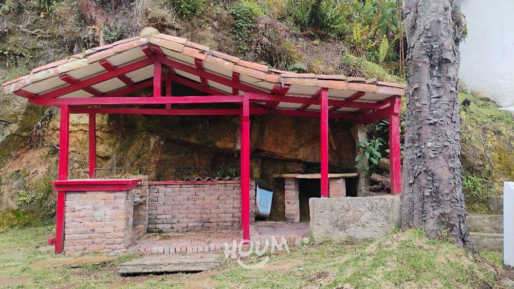 Casa en venta en San Luis, Bogotá · foto 5 de 24
