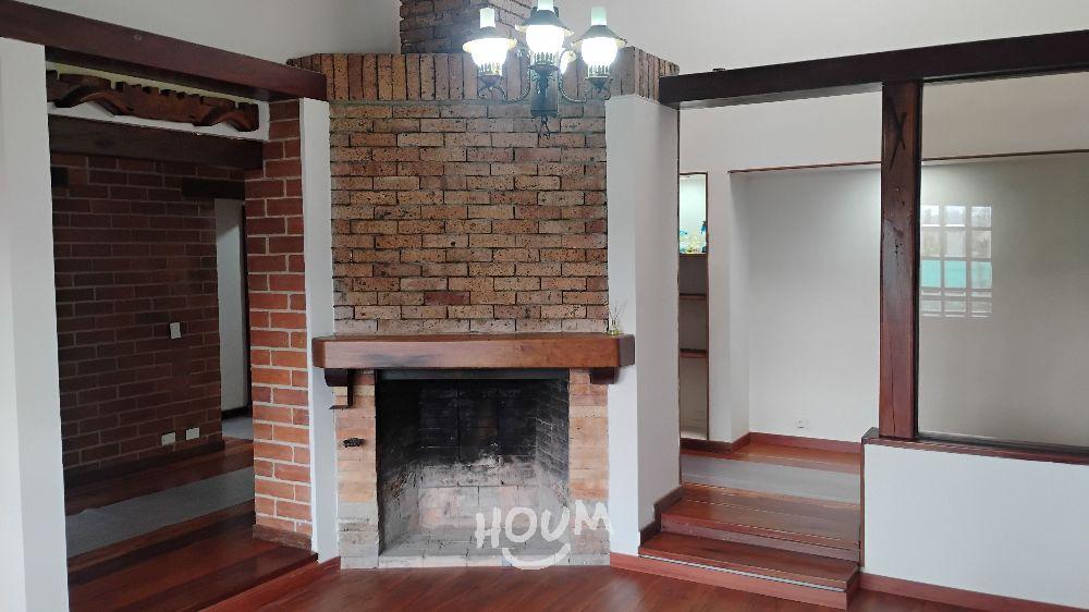 Casa en venta en San Luis, Bogotá · foto 9 de 24